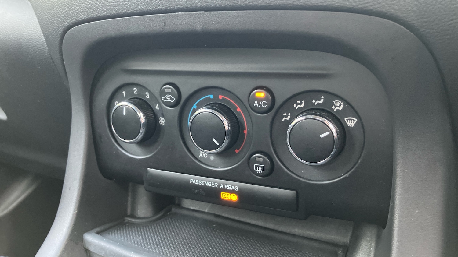 Used Ford Ka+ 2018 for sale - 76588243: Photo 22