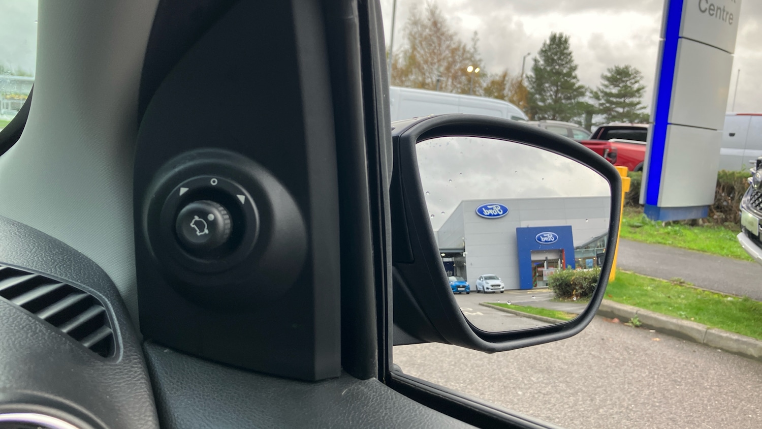 Used Ford Ka+ 2018 for sale - 76588243: Photo 33