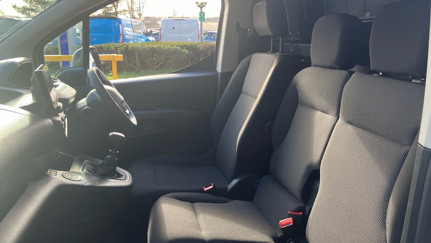 Used Peugeot Partner 2024 for sale - 77618790: Photo 13