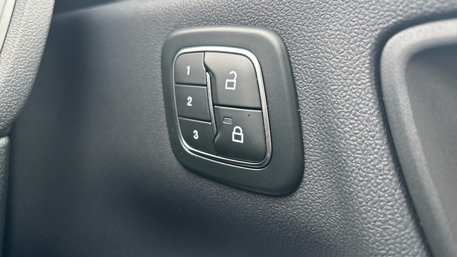 Used Ford Kuga 2025 for sale - 76161847: Photo 26
