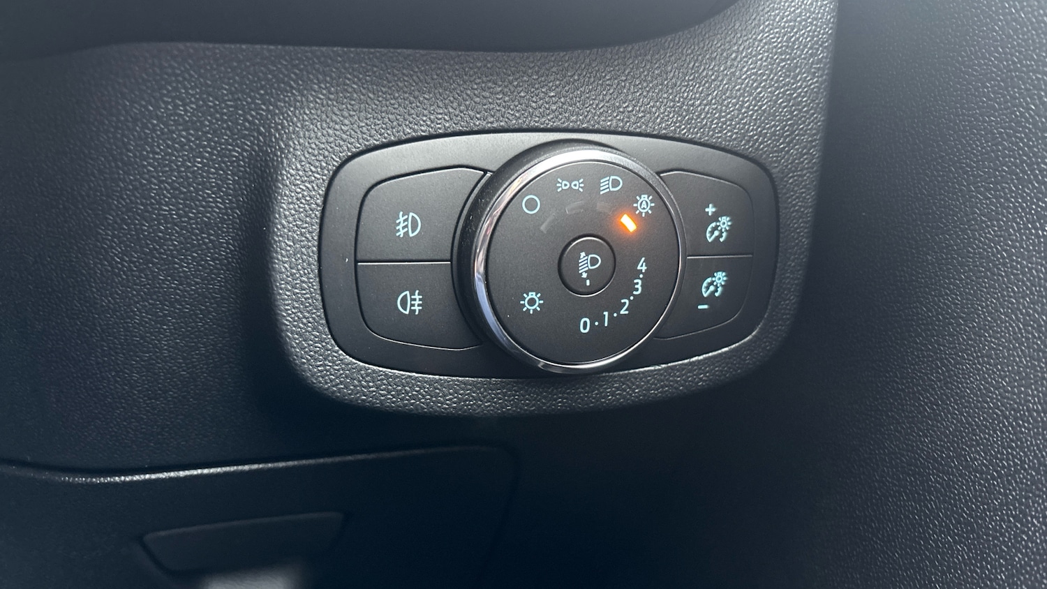 Used Ford Fiesta 2023 for sale - 76311269: Photo 25