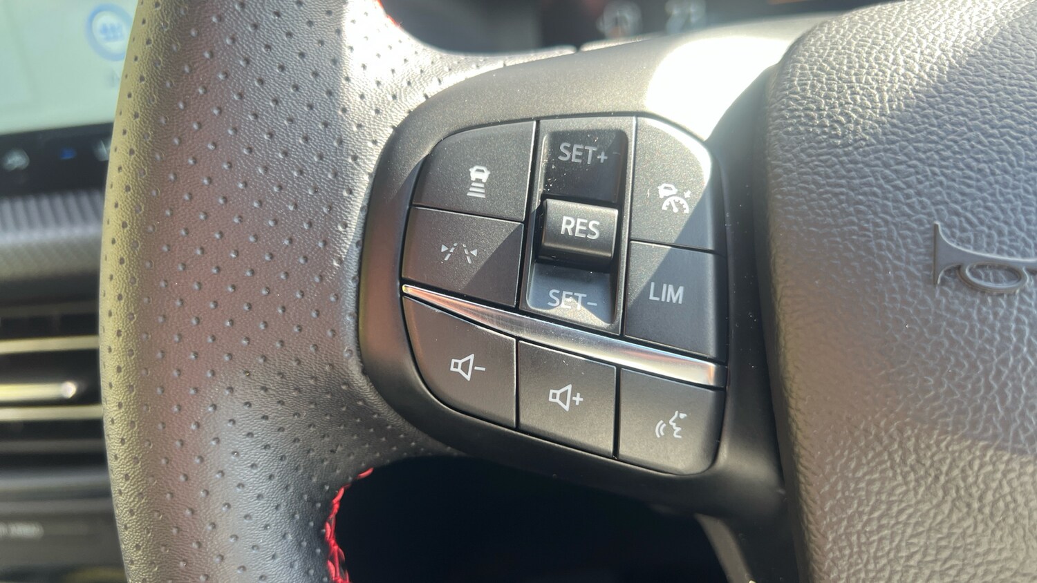 Used Ford Kuga 2025 for sale - 76192424: Photo 31
