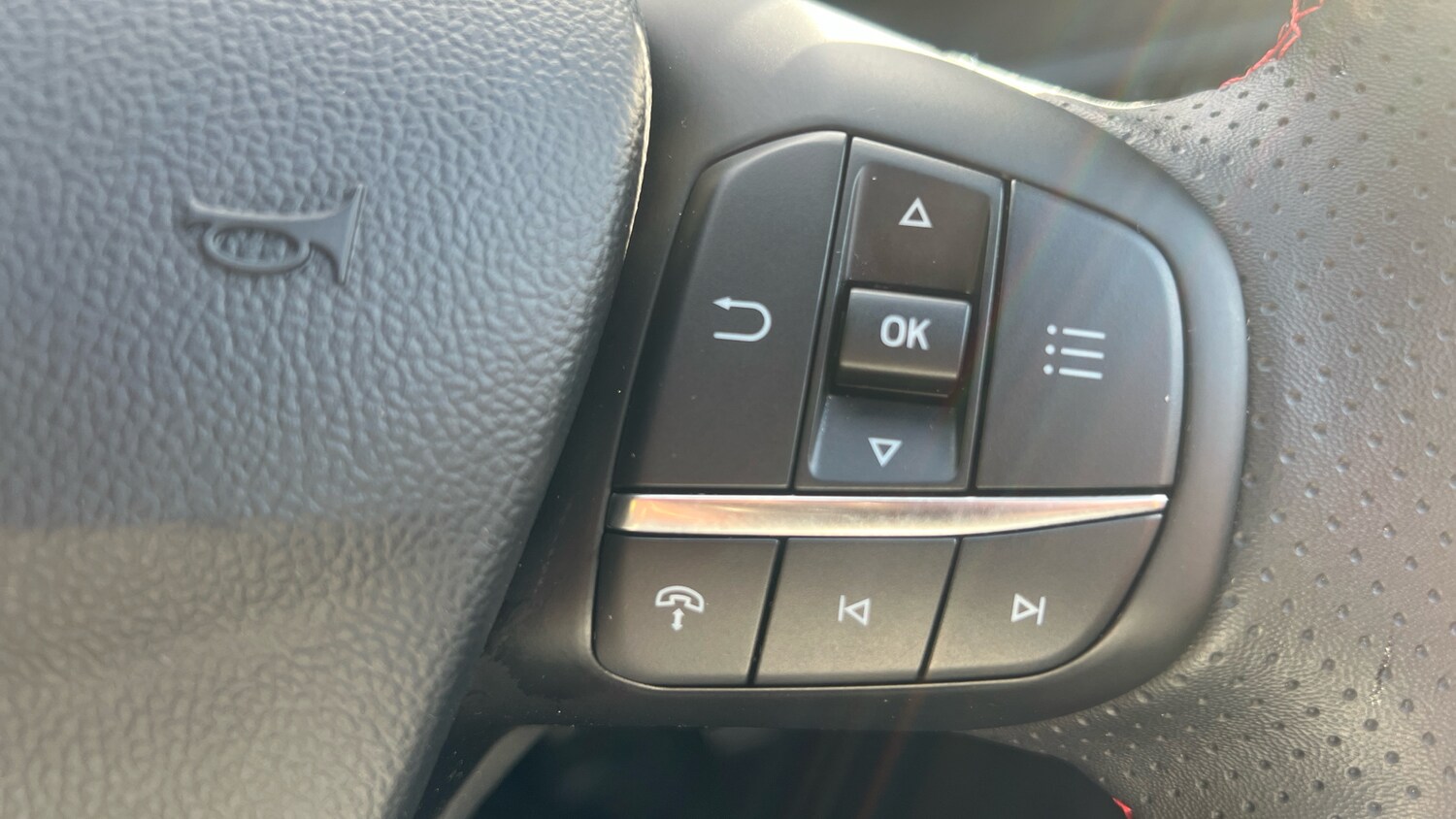 Used Ford Kuga 2025 for sale - 76192424: Photo 32