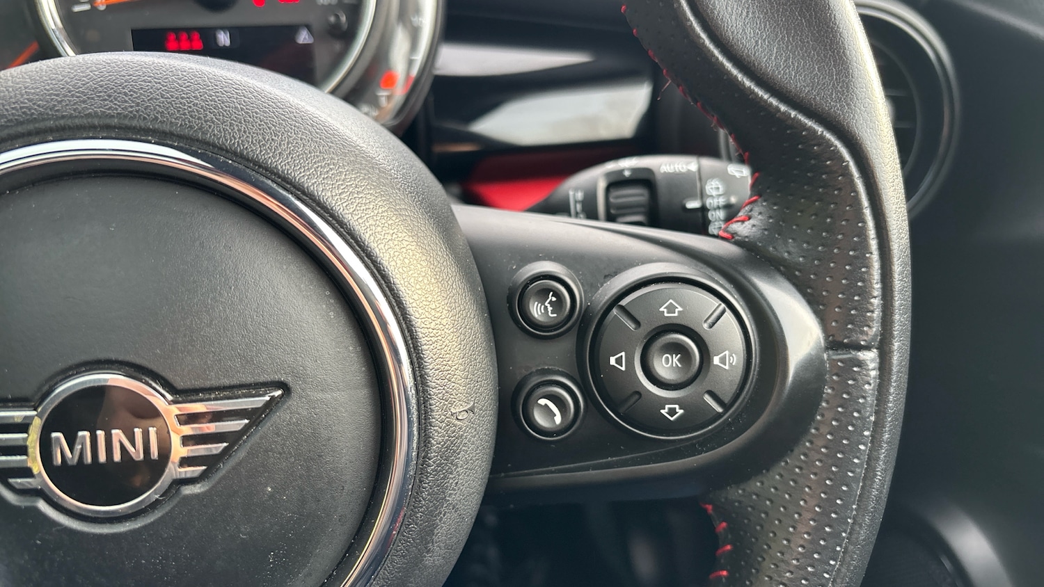 Used MINI Hatch 2020 for sale - 76718799: Photo 22