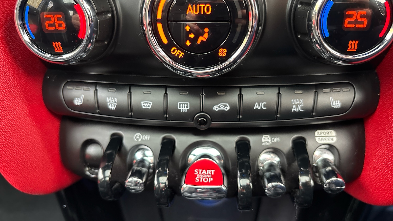 Used MINI Hatch 2020 for sale - 76718799: Photo 29