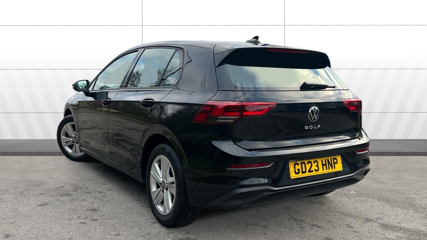 Used Volkswagen Golf 2023 for sale - 77052947: Photo 2