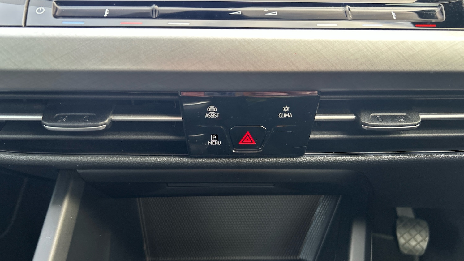 Used Volkswagen Golf 2023 for sale - 77052947: Photo 28