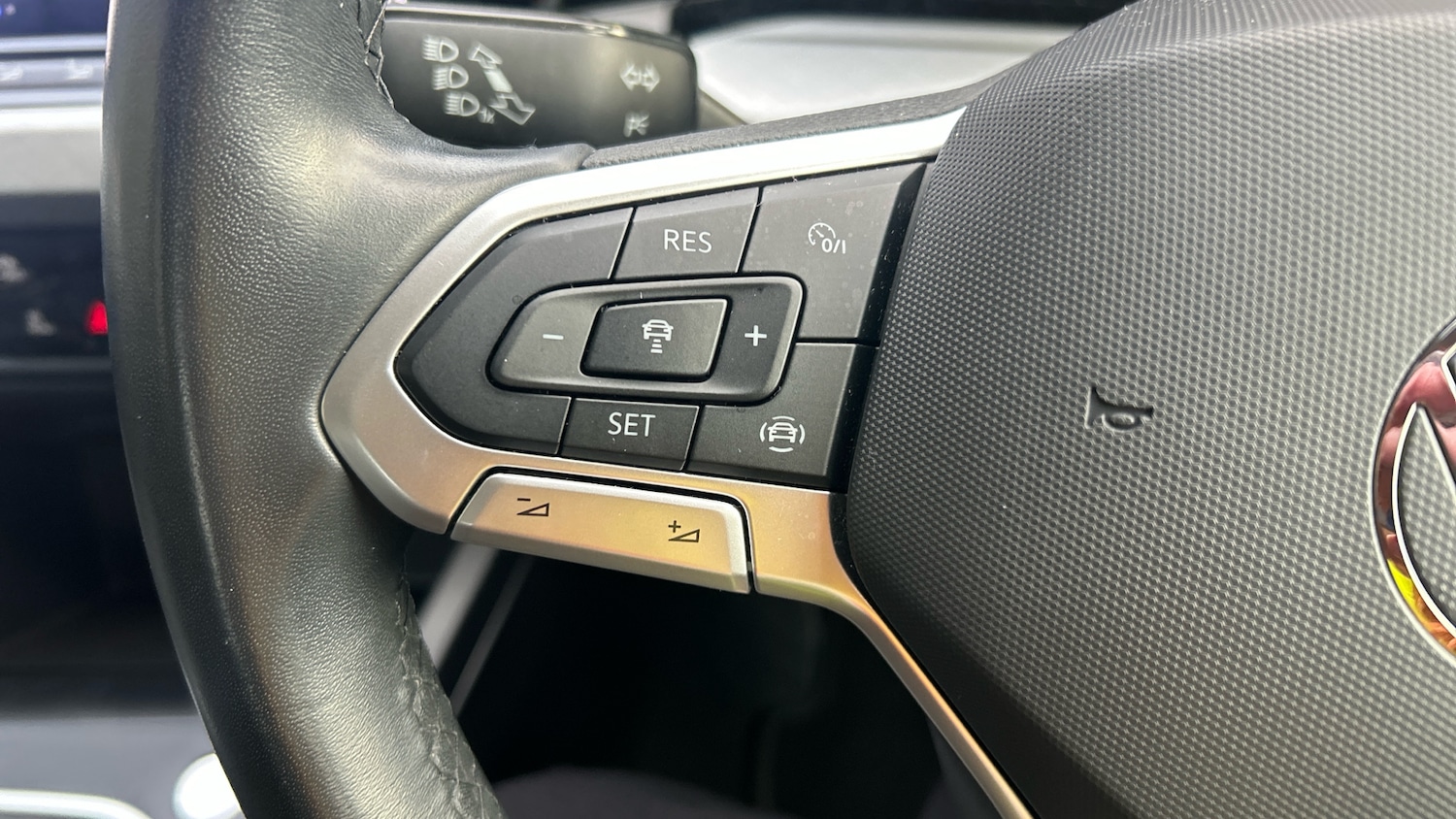 Used Volkswagen Golf 2023 for sale - 77052947: Photo 32