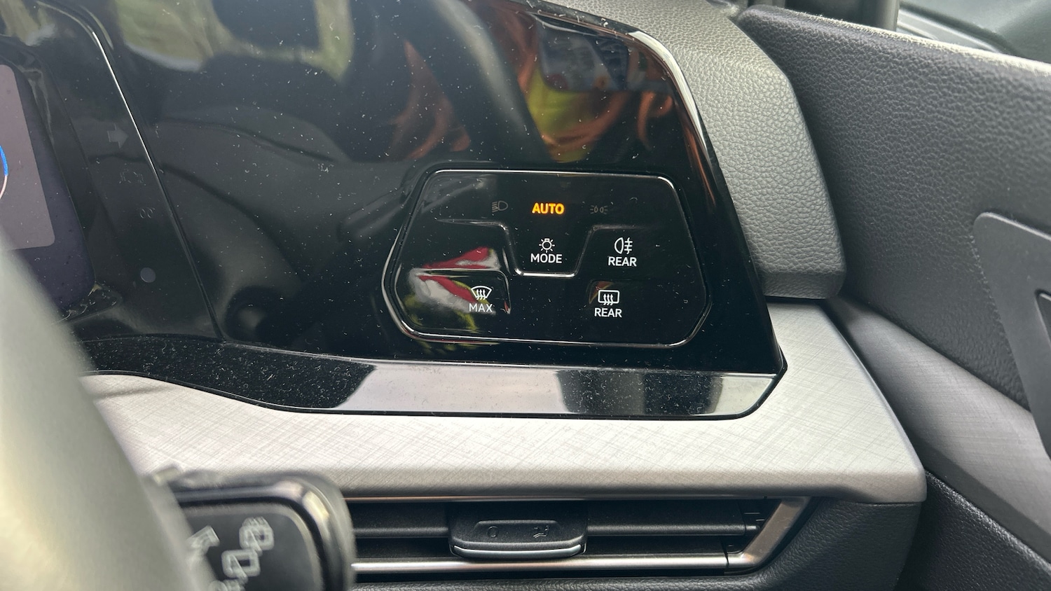 Used Volkswagen Golf 2023 for sale - 77052947: Photo 36