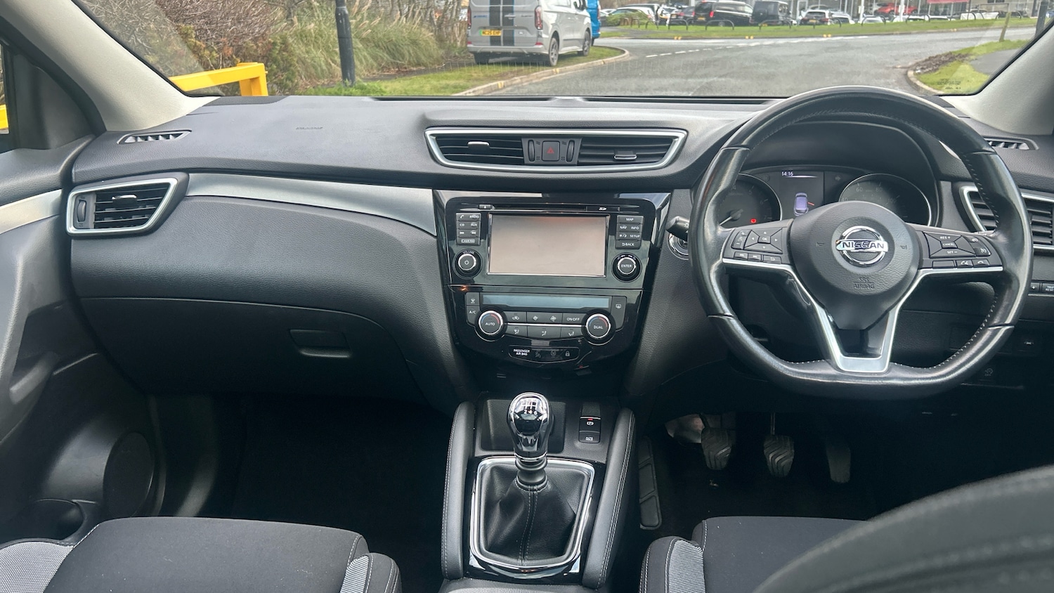 Used Nissan Qashqai 2018 for sale - 77207319: Photo 11