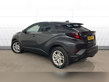 Used Toyota C-HR 2021 for sale - 76464373: Photo