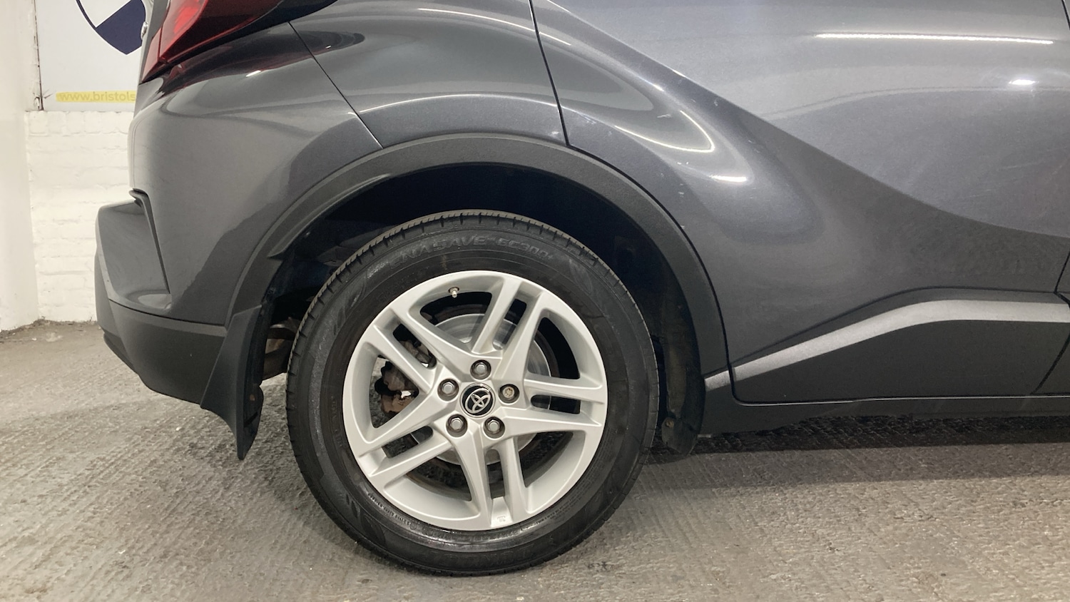 Used Toyota C-HR 2021 for sale - 76464373: Photo 31