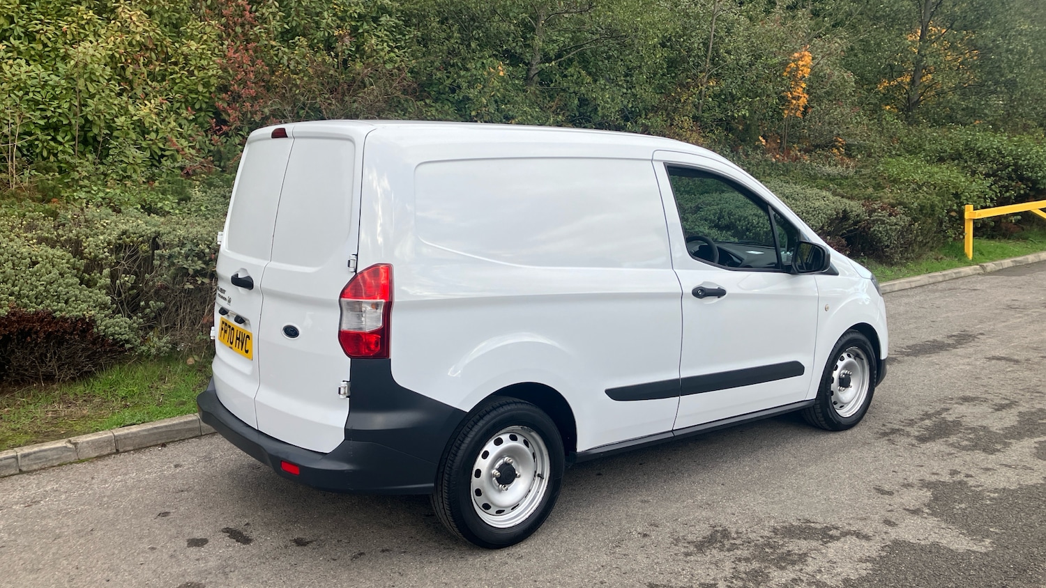 Used Ford Transit Courier 2020 for sale - 76567700: Photo 10