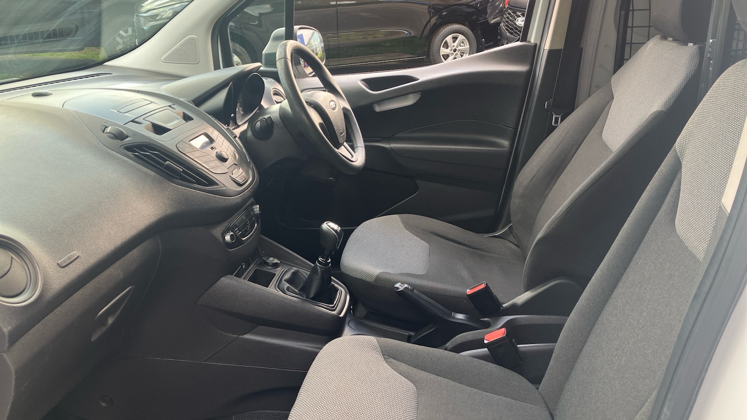 Used Ford Transit Courier 2020 for sale - 76567700: Photo 13