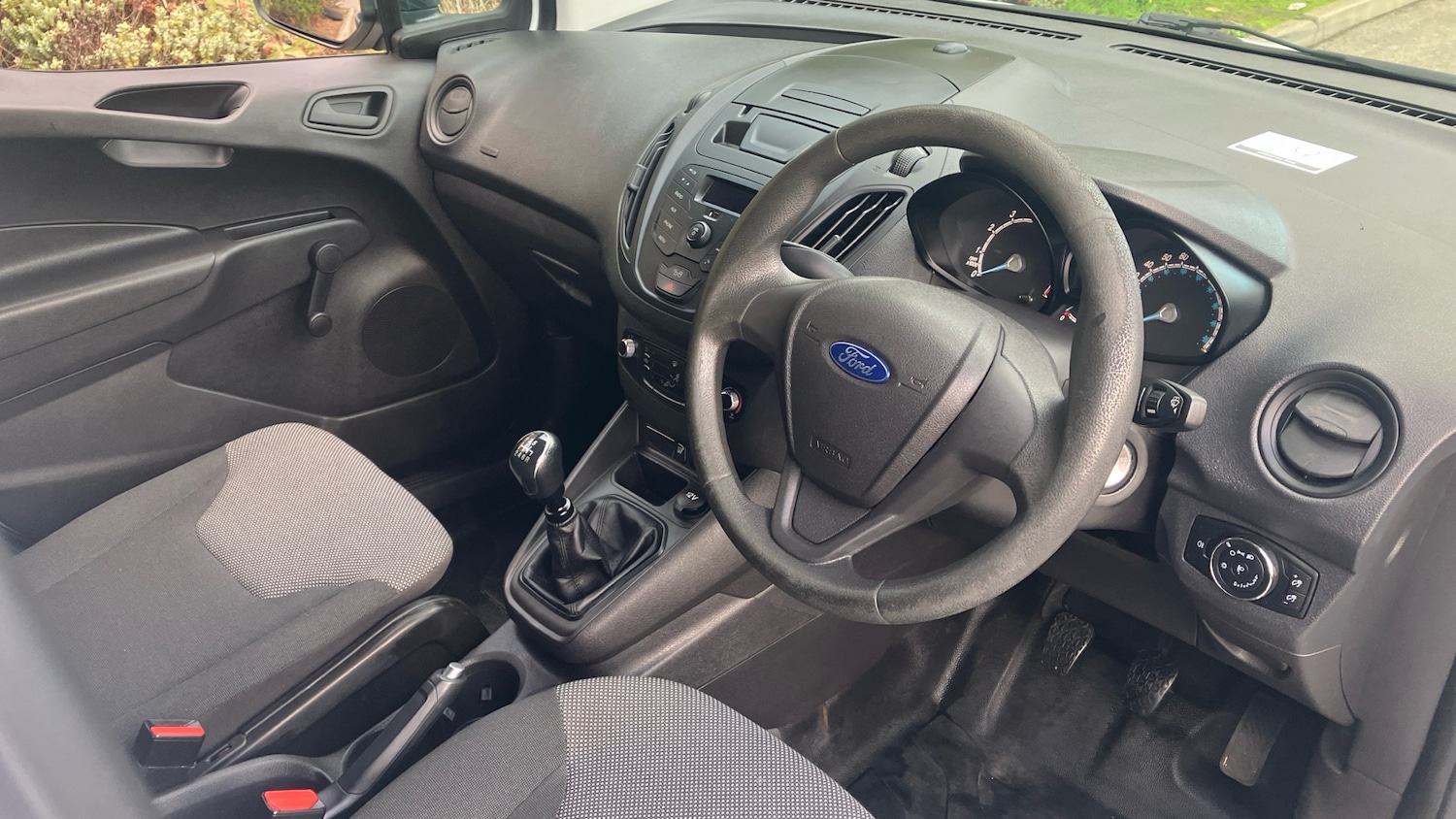 Used Ford Transit Courier 2020 for sale - 76567700: Photo 16
