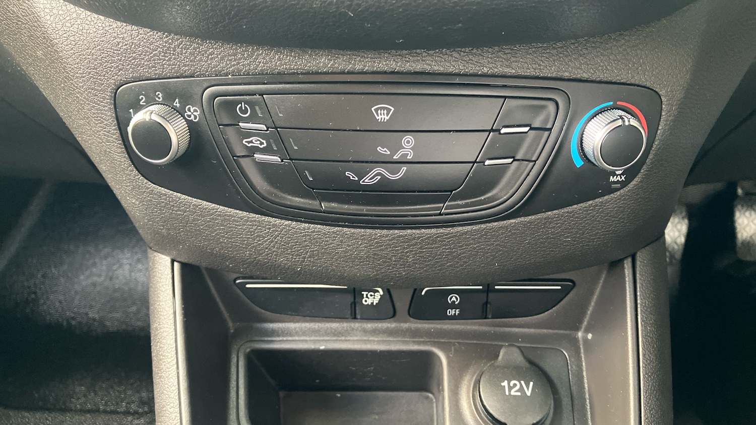 Used Ford Transit Courier 2020 for sale - 76567700: Photo 26