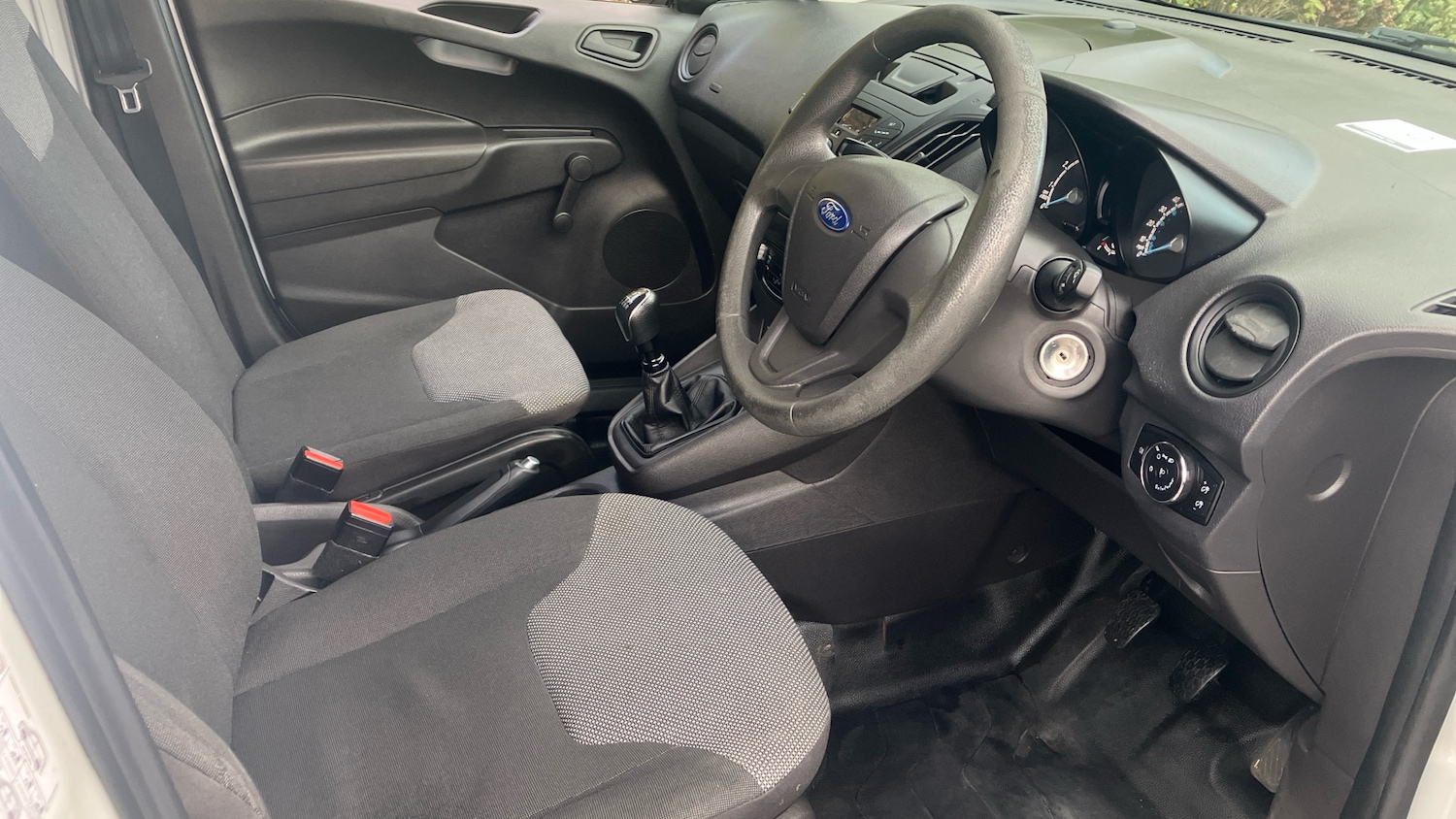 Used Ford Transit Courier 2020 for sale - 76567700: Photo 6