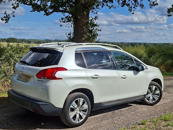 Used Peugeot 2008 2015 for sale - 79859796: Photo