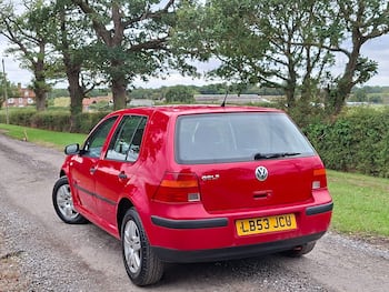 Used Volkswagen Golf 2004 for sale - 79807207: Photo