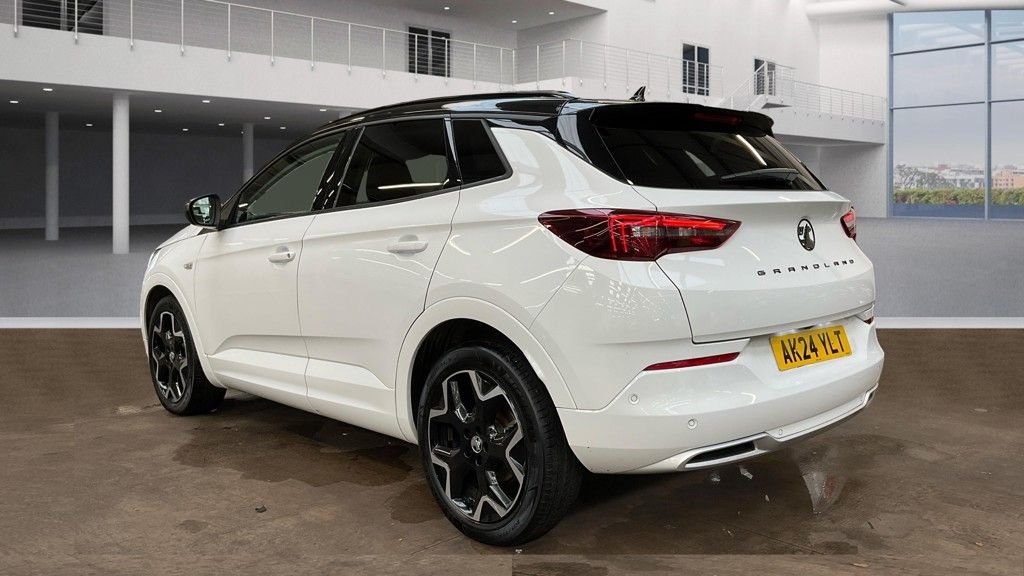 Used Vauxhall Grandland 2024 for sale - 77026976: Photo 3