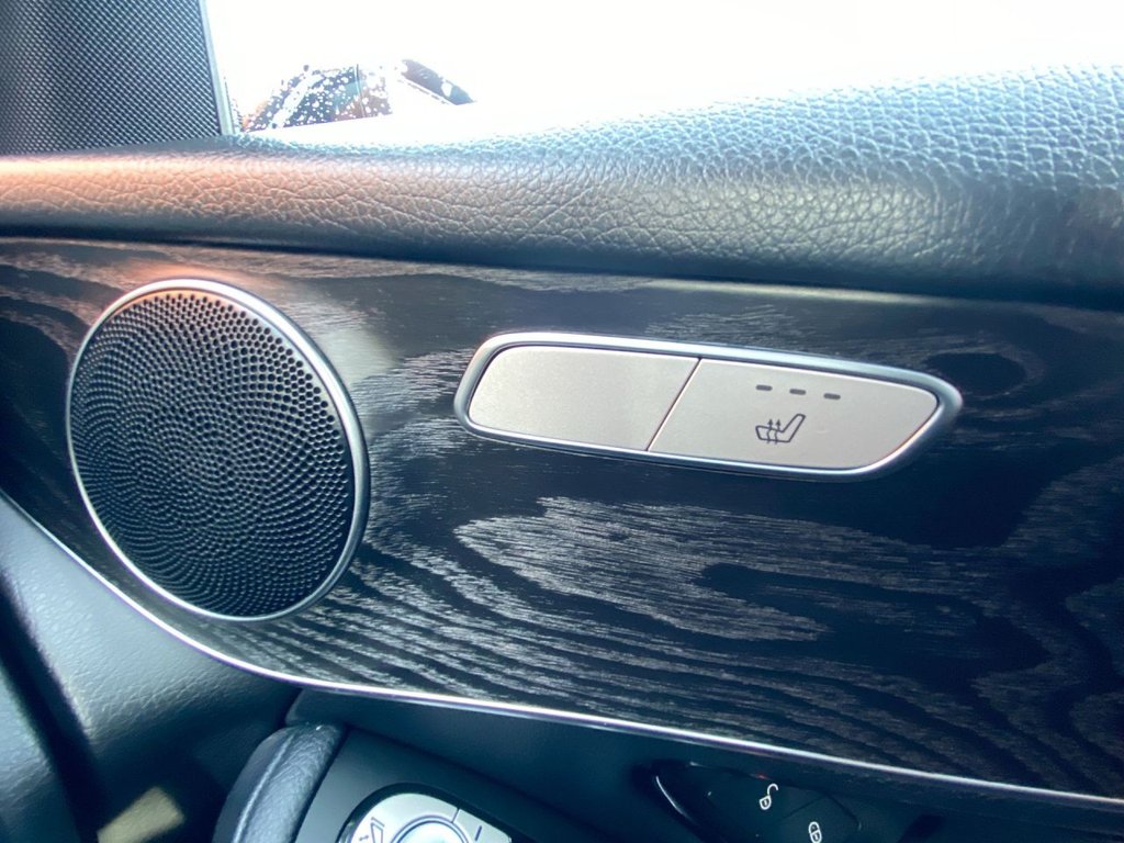 Used Mercedes-Benz GLC 2017 for sale - 76582298: Photo 19