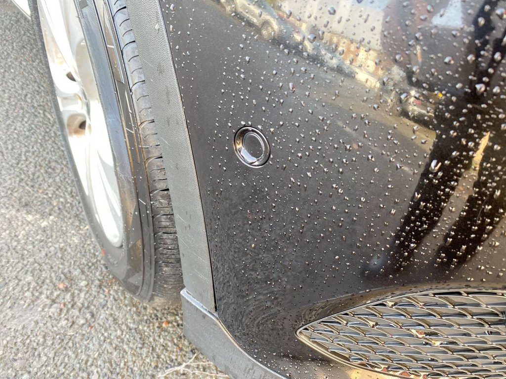 Used Mercedes-Benz GLC 2017 for sale - 76582298: Photo 2