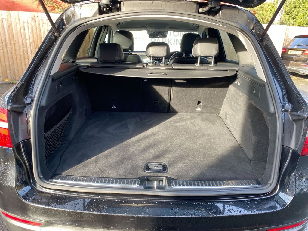 Used Mercedes-Benz GLC 2017 for sale - 76582298: Photo 5