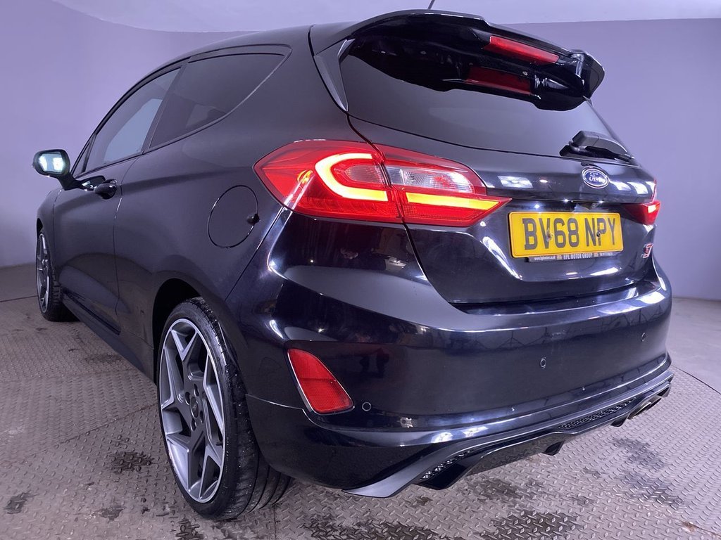 Used Ford Fiesta 2018 for sale - 77301799: Photo 14