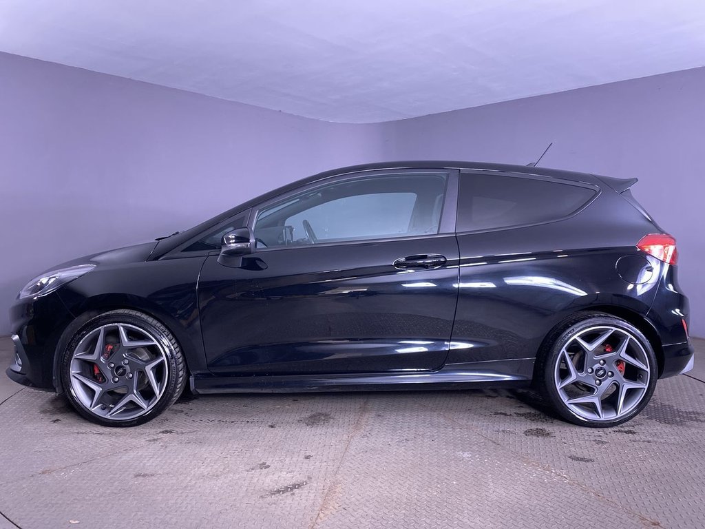 Used Ford Fiesta 2018 for sale - 77301799: Photo 5