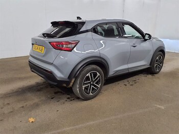Used Nissan Juke 2024 for sale - 76333826: Photo 2
