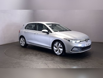 Used Volkswagen Golf 2021 for sale - 77110640: Photo