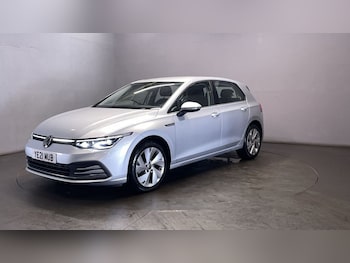 Used Volkswagen Golf 2021 for sale - 77110640: Photo