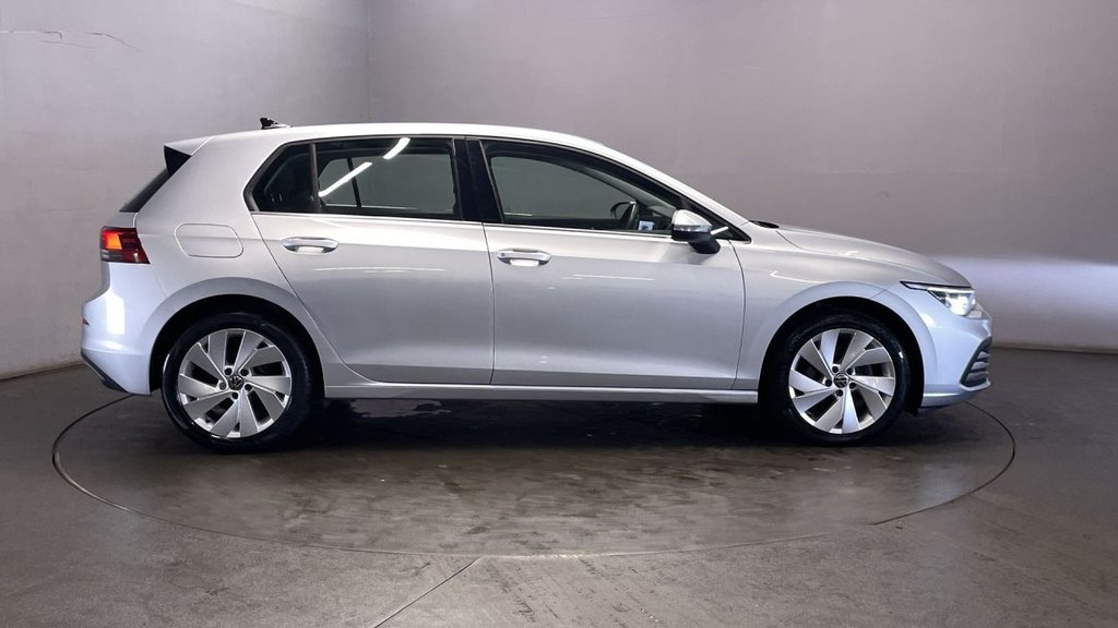 Used Volkswagen Golf 2021 for sale - 77110640: Photo 9