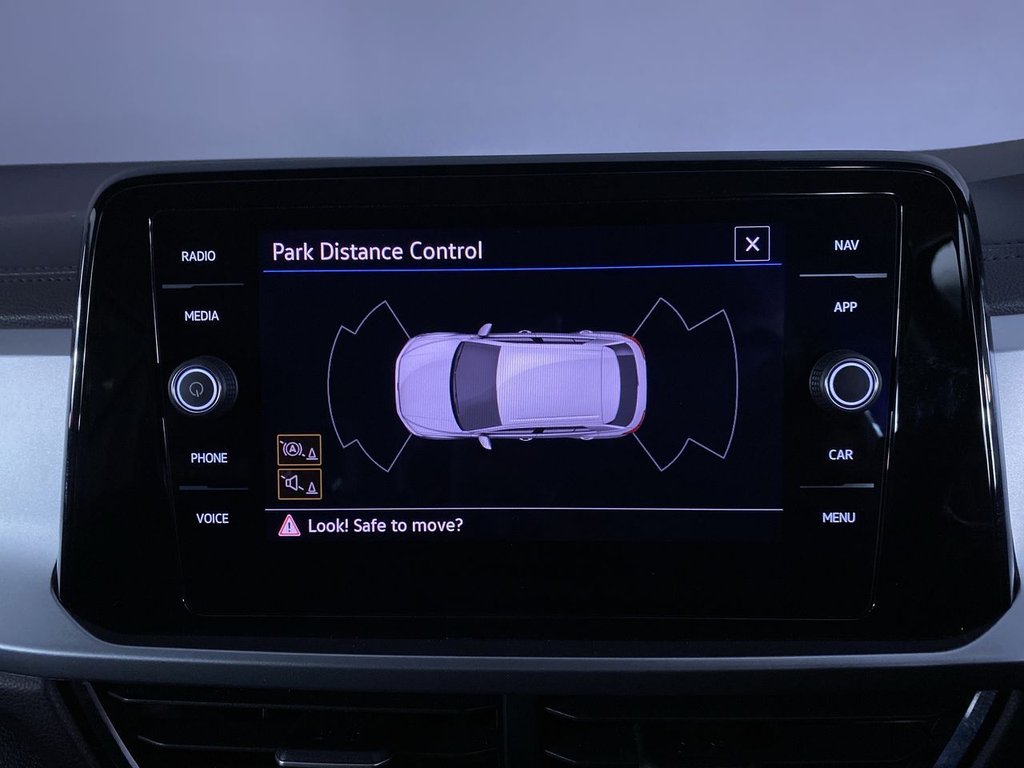 Used Volkswagen T-Roc 2023 for sale - 77668905: Photo 24