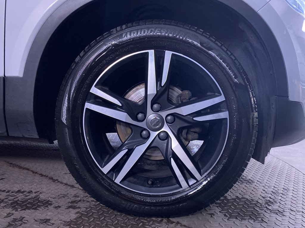 Used Volvo XC40 2020 for sale - 76509925: Photo 12