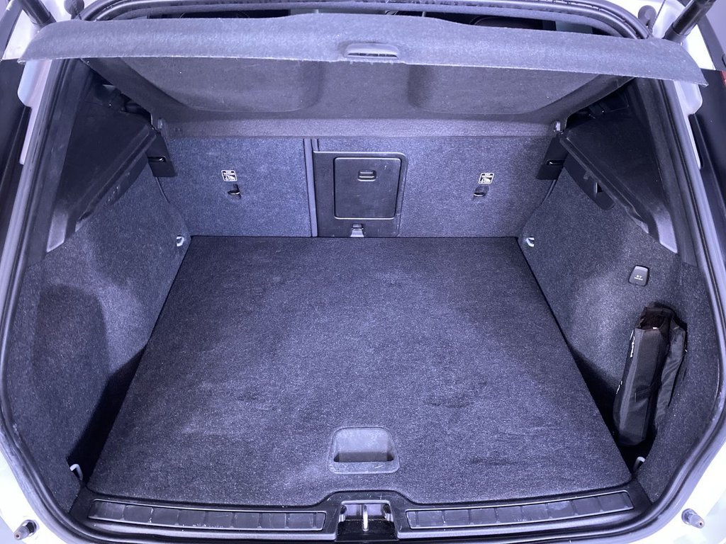 Used Volvo XC40 2020 for sale - 76509925: Photo 13