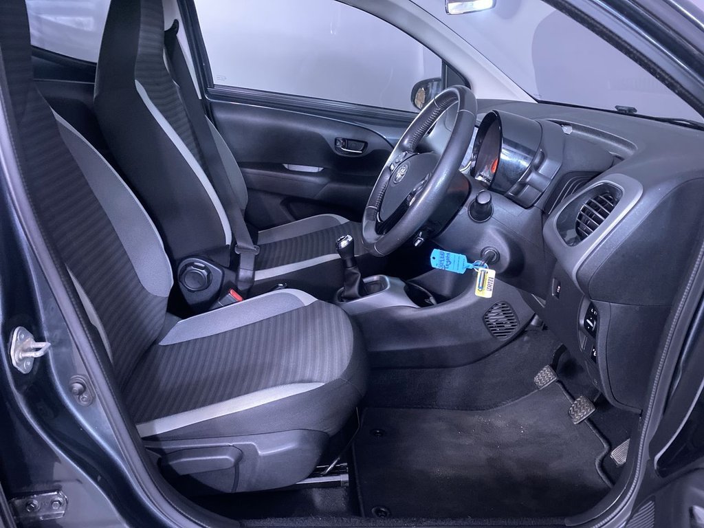 Used Toyota AYGO 2019 for sale - 76698883: Photo 15