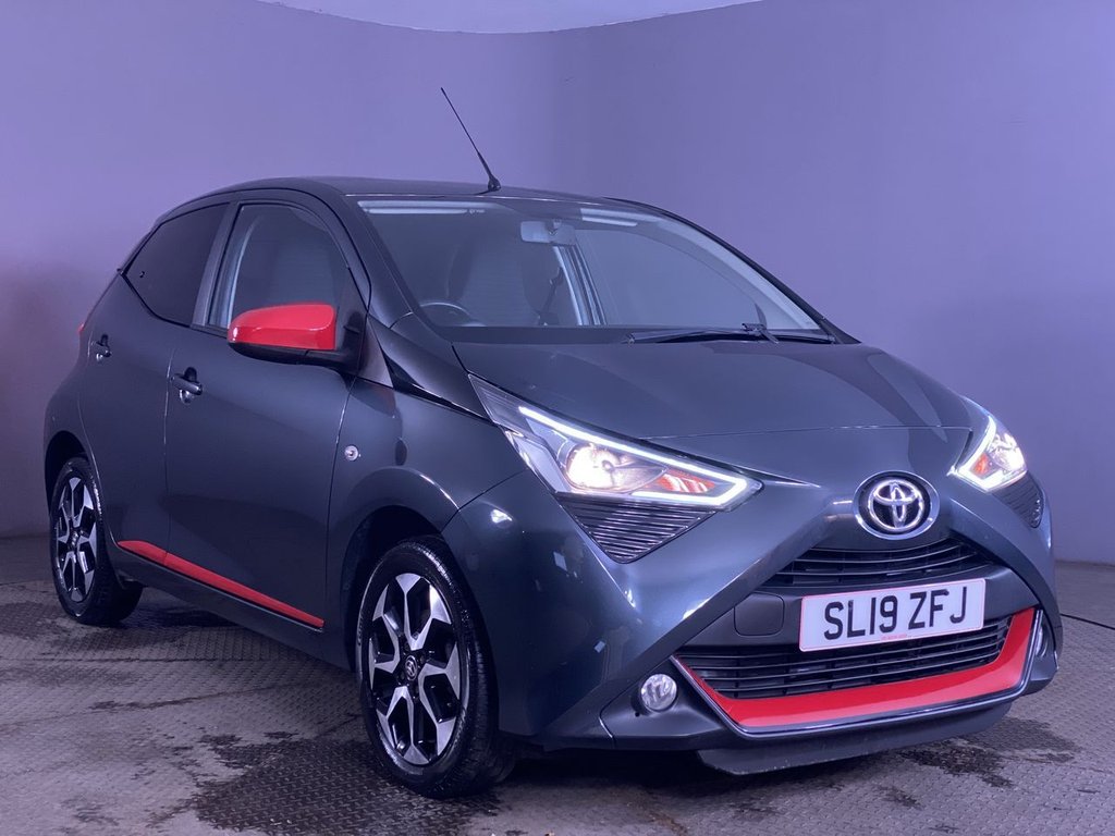 Used Toyota AYGO 2019 for sale - 76698883: Photo 2