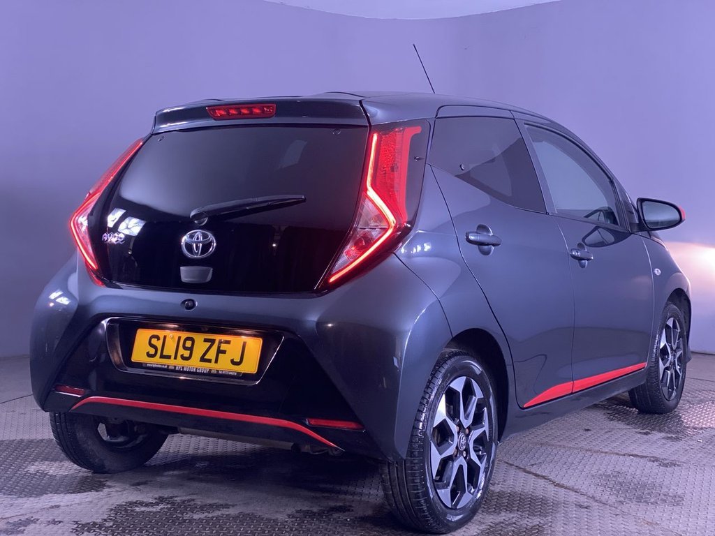 Used Toyota AYGO 2019 for sale - 76698883: Photo 8