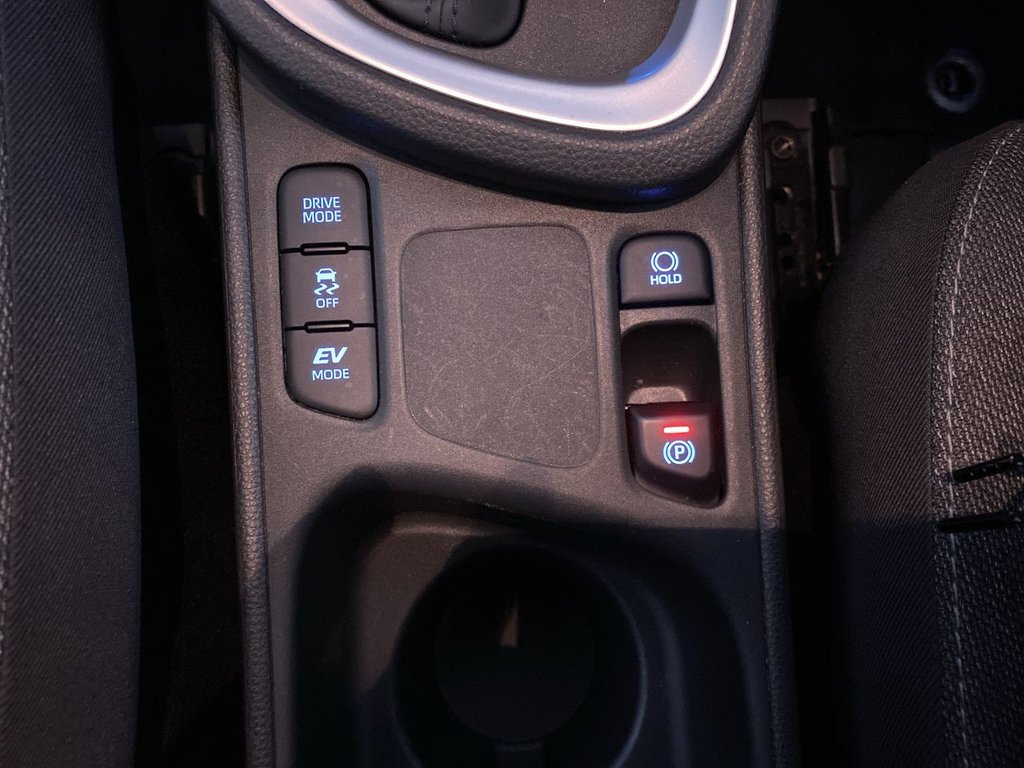 Used Toyota Yaris Cross 2022 for sale - 77110569: Photo 25