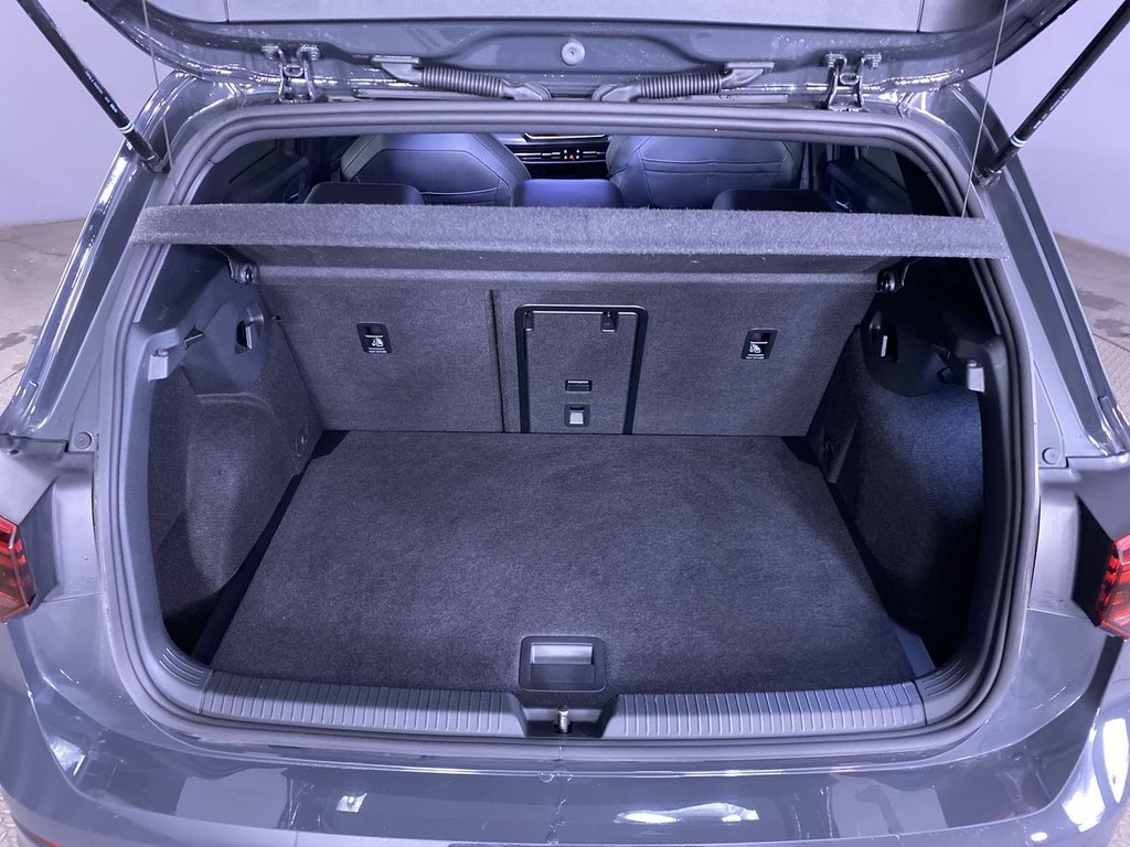 Used Volkswagen Golf 2024 for sale - 76923273: Photo 20