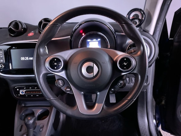 Used smart fortwo 2017 for sale - 76256803: Photo 16