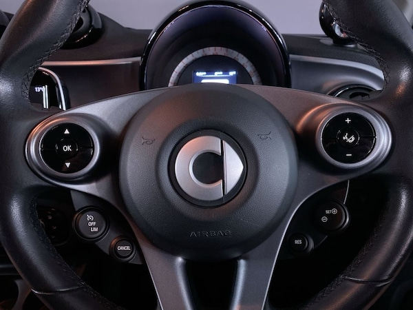 Used smart fortwo 2017 for sale - 76256803: Photo 22