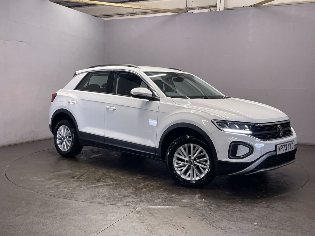 Used Volkswagen T-Roc 2023 for sale - 77719601: Photo 1