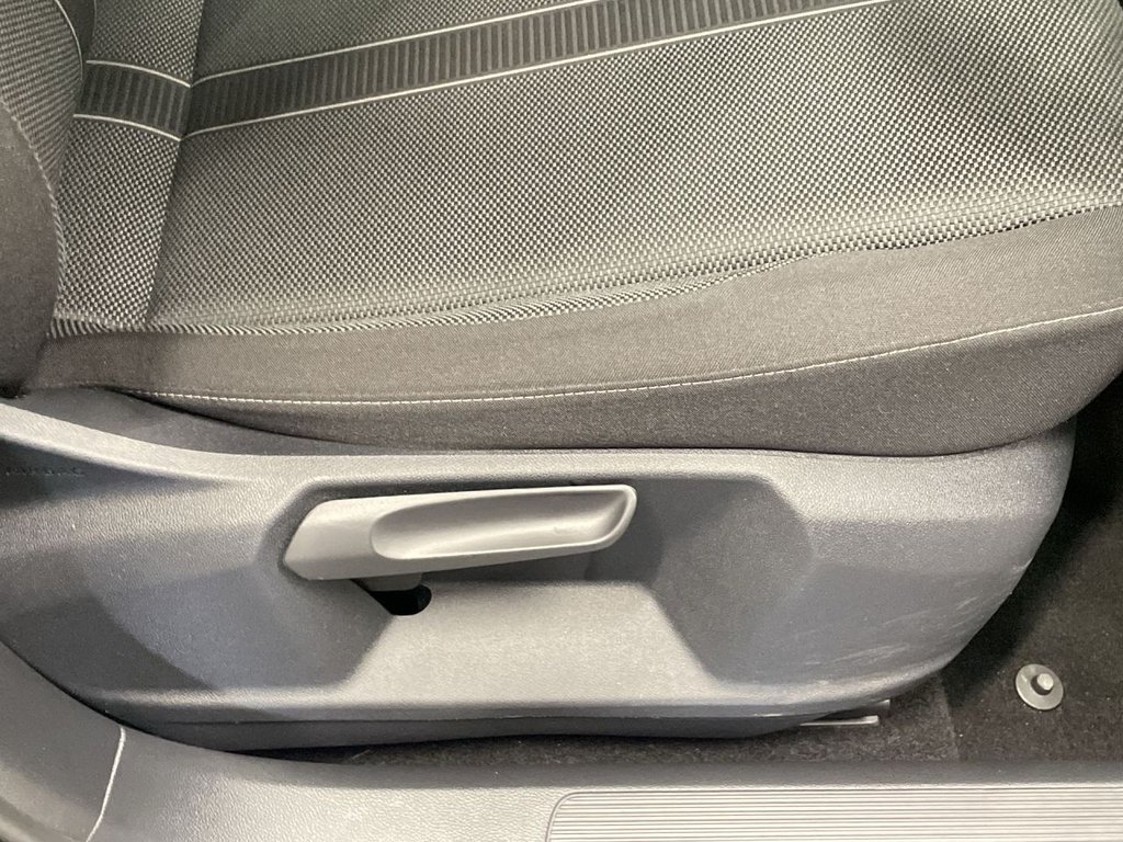 Used Volkswagen T-Roc 2023 for sale - 77719601: Photo 22