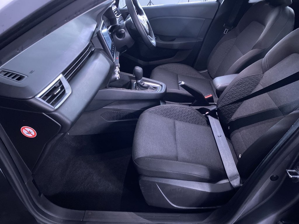 Used Renault Clio 2022 for sale - 77007025: Photo 17