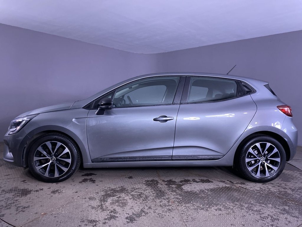 Used Renault Clio 2022 for sale - 77007025: Photo 5