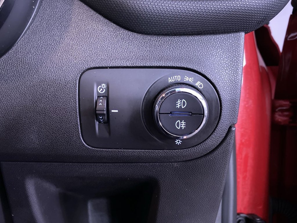 Used Vauxhall Crossland 2022 for sale - 77302284: Photo 23