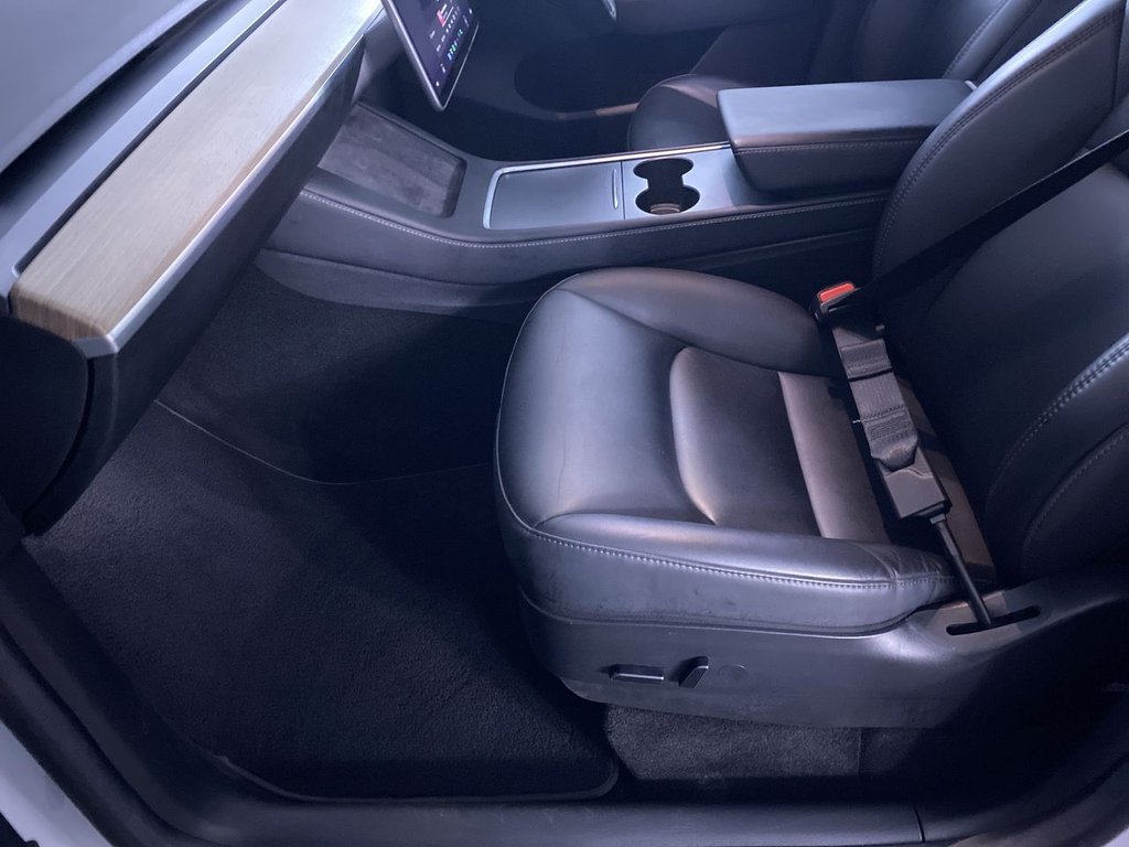 Used Tesla Model Y 2023 for sale - 76604805: Photo 17