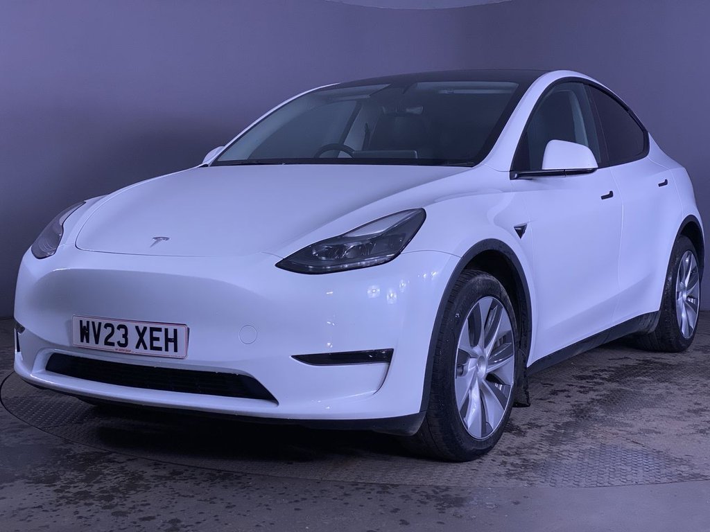 Used Tesla Model Y 2023 for sale - 76604805: Photo 4